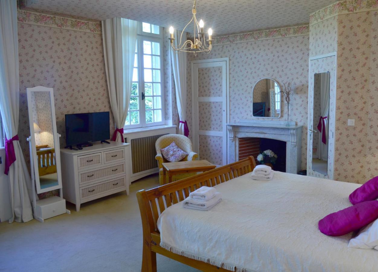Chateau Du Puits Es Pratx Ginestas Bagian luar foto