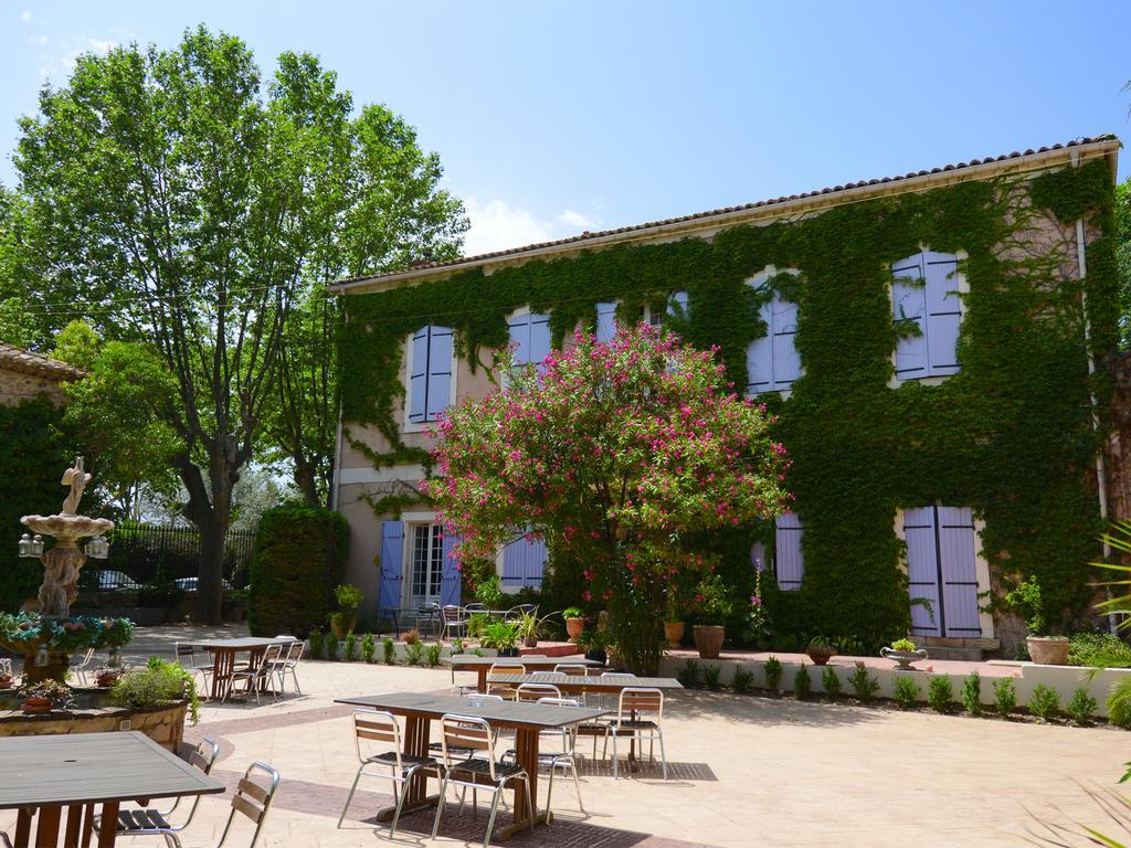 Chateau Du Puits Es Pratx Ginestas Bagian luar foto